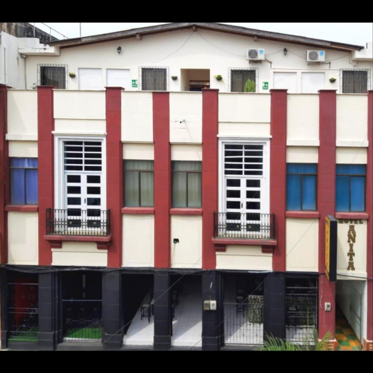 Hotel Anita Puerto Berrio Kültér fotó